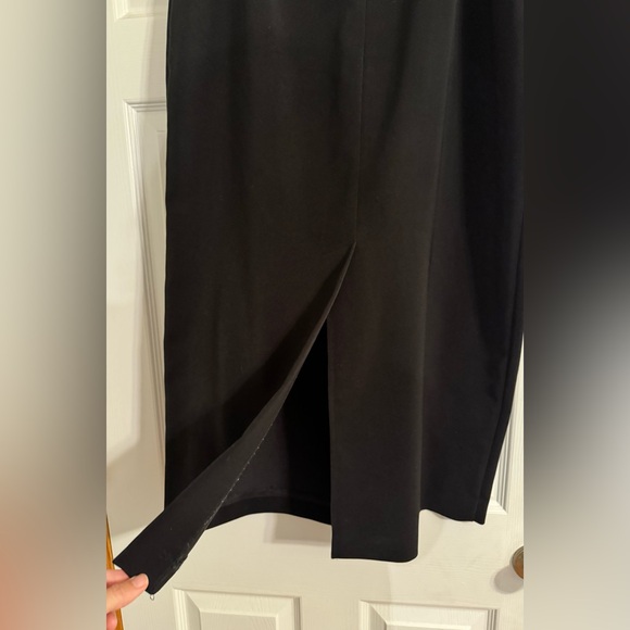 Dress Barn Women’s  Long Black Skirt ~ Size 14 - Picture 3 of 8